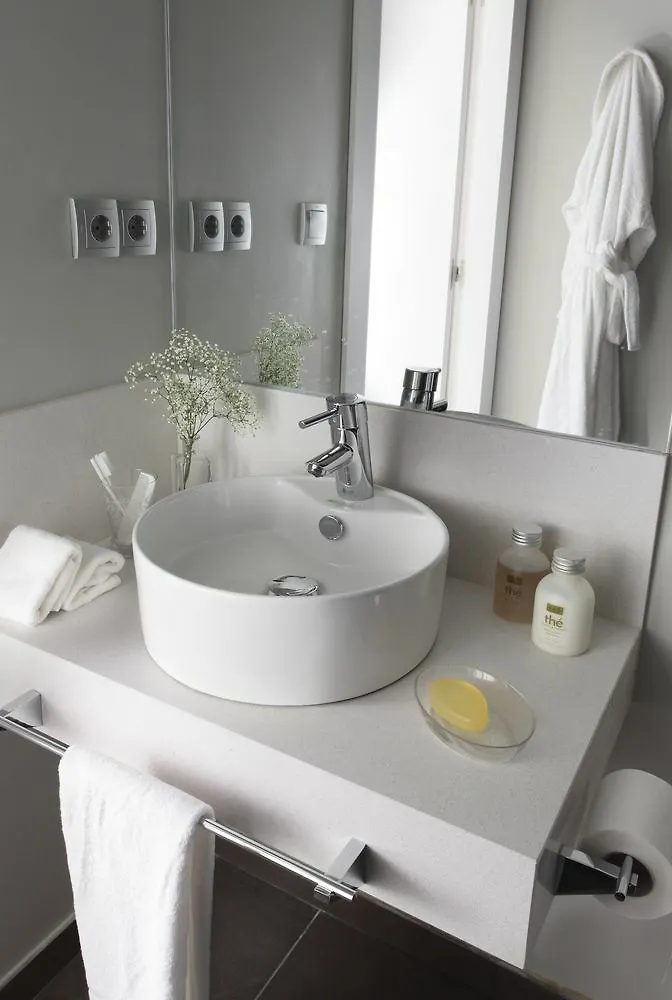 Rambla 102 Apartment Barcelona